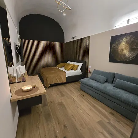 Rifugio Borbonico 3*